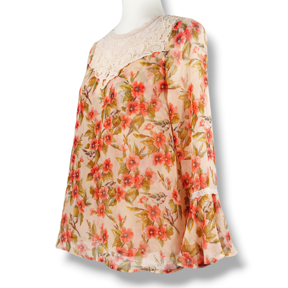 EUC Disney LC Lauren Conrad Snow White‎ Sheer Floral Peasant Top Blouse Sz. S